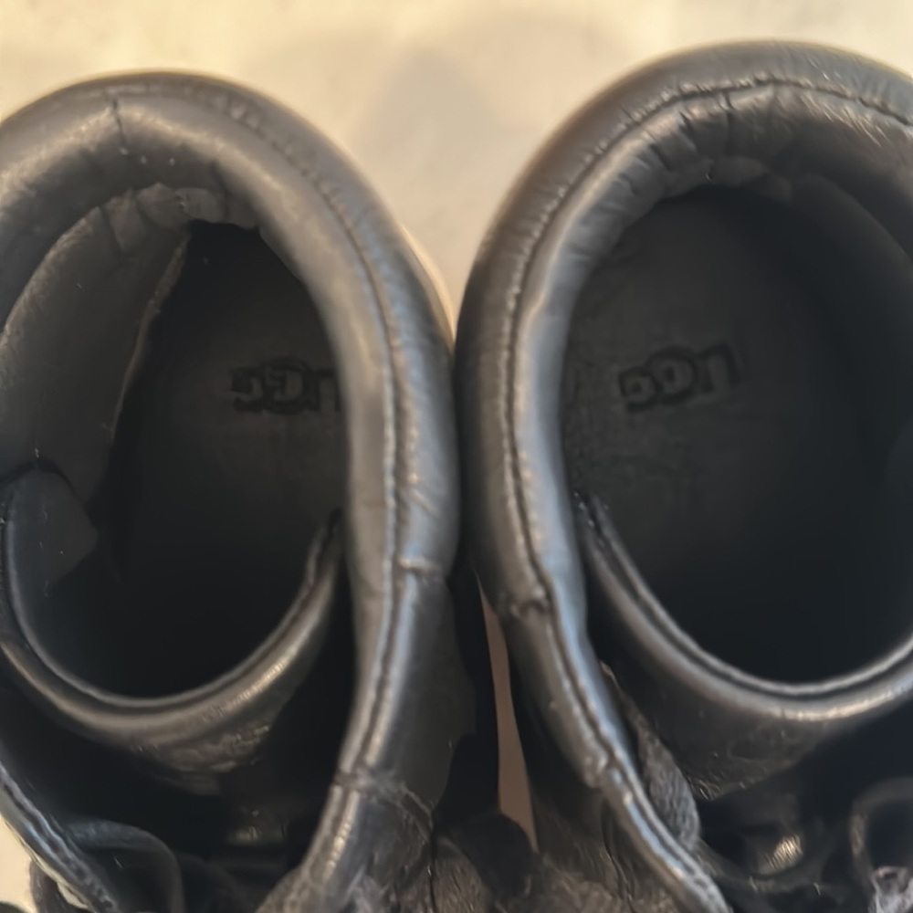 UGG Olli style leather high top sneakers w 📦 - Picture 7 of 8